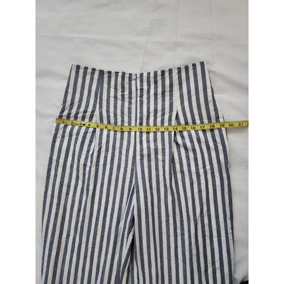 ZARA Women's Blue White Striped Wide Leg Pleated Cropped Pants Size Large - Picture 13 of 16